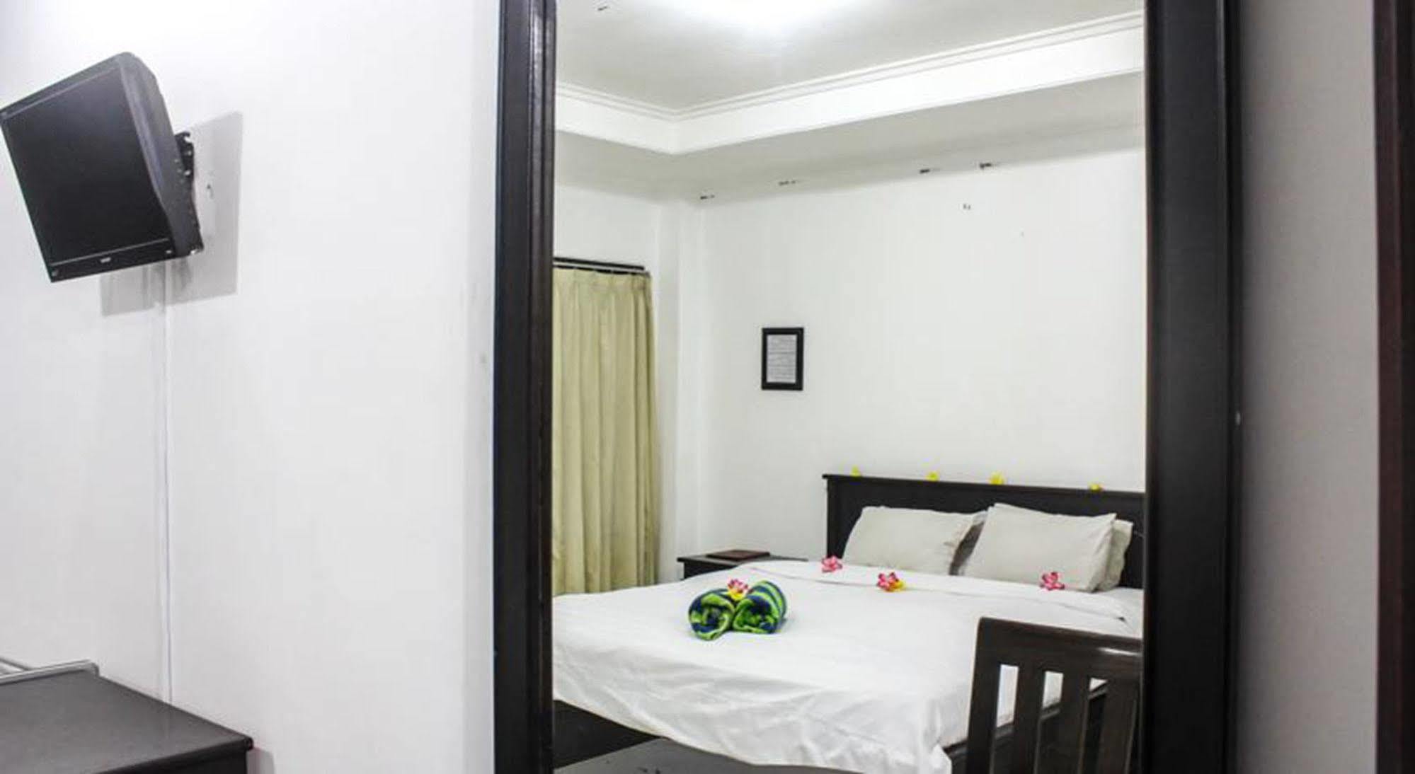 Hotel Puri Tanah Lot Kuta Lombok Dış mekan fotoğraf