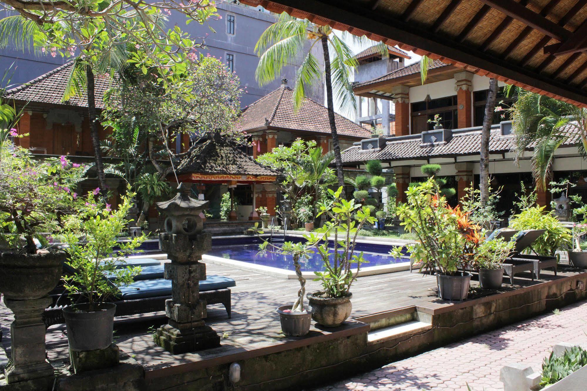 Hotel Puri Tanah Lot Kuta Lombok Dış mekan fotoğraf