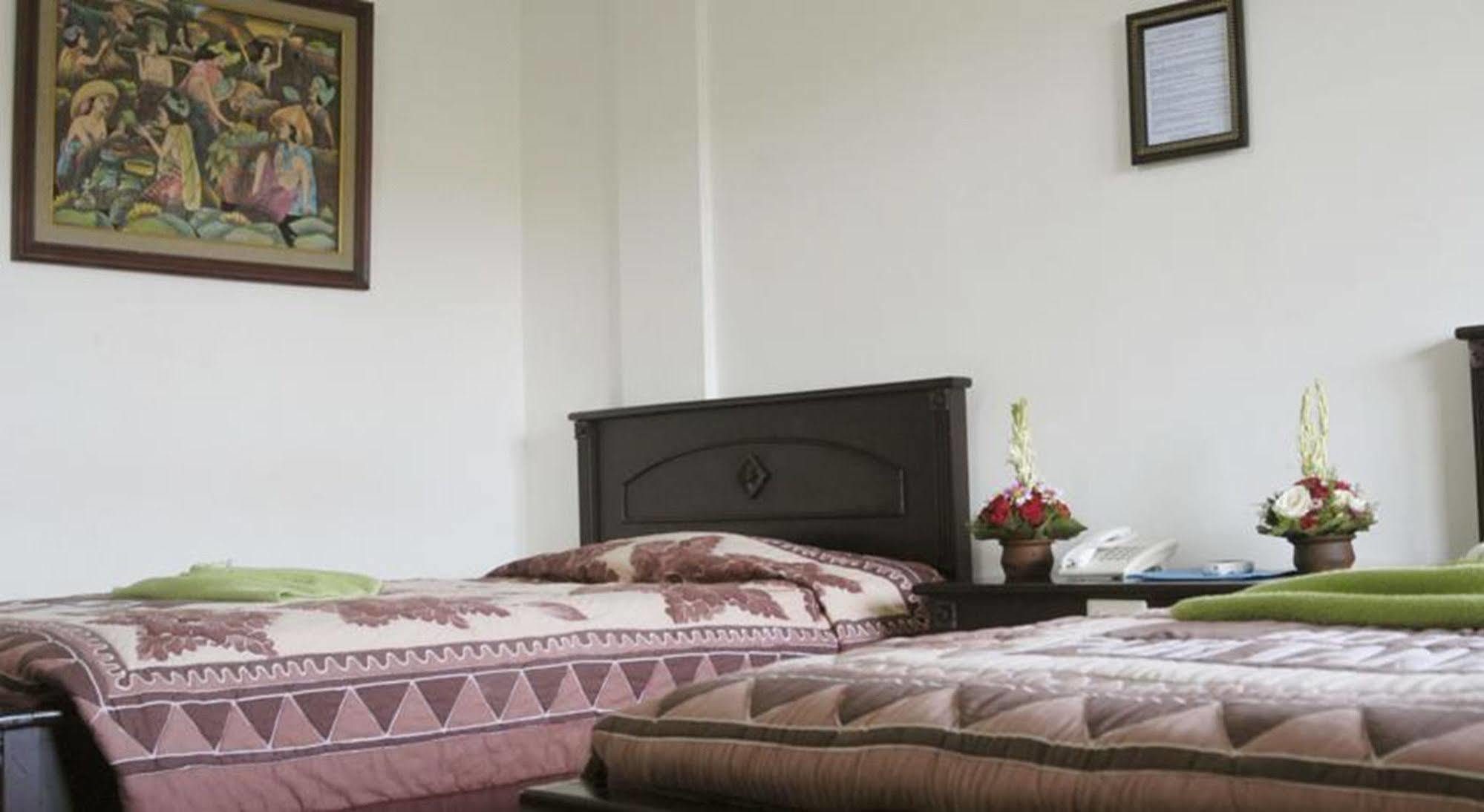 Hotel Puri Tanah Lot Kuta Lombok Dış mekan fotoğraf